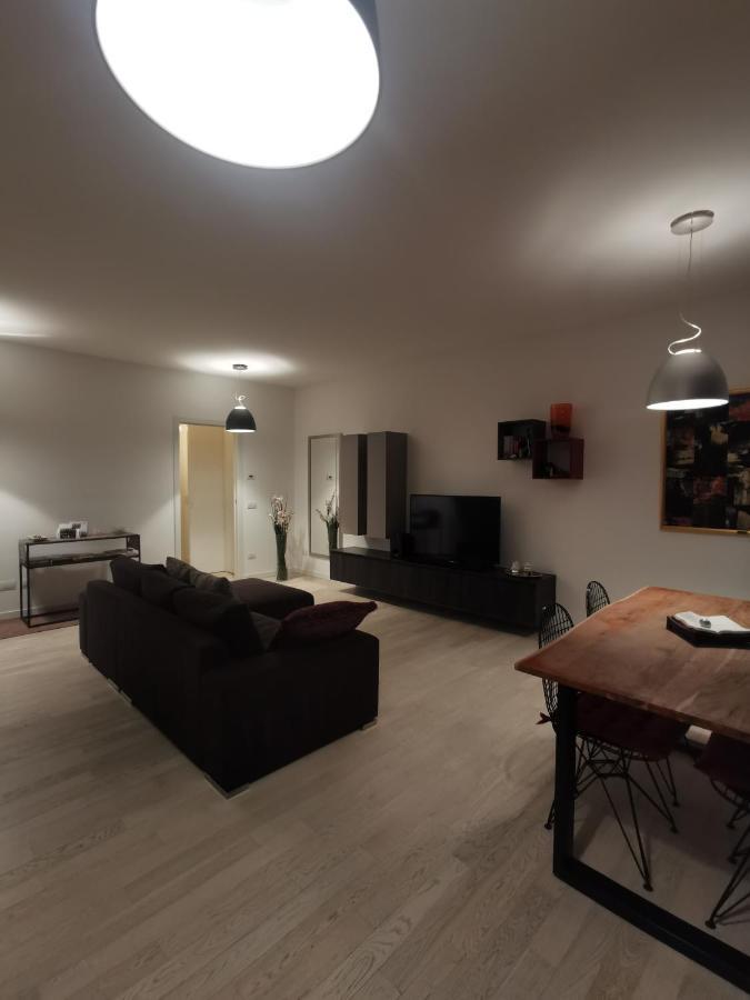 La Casa Di Greta Lejlighed Monza Eksteriør billede