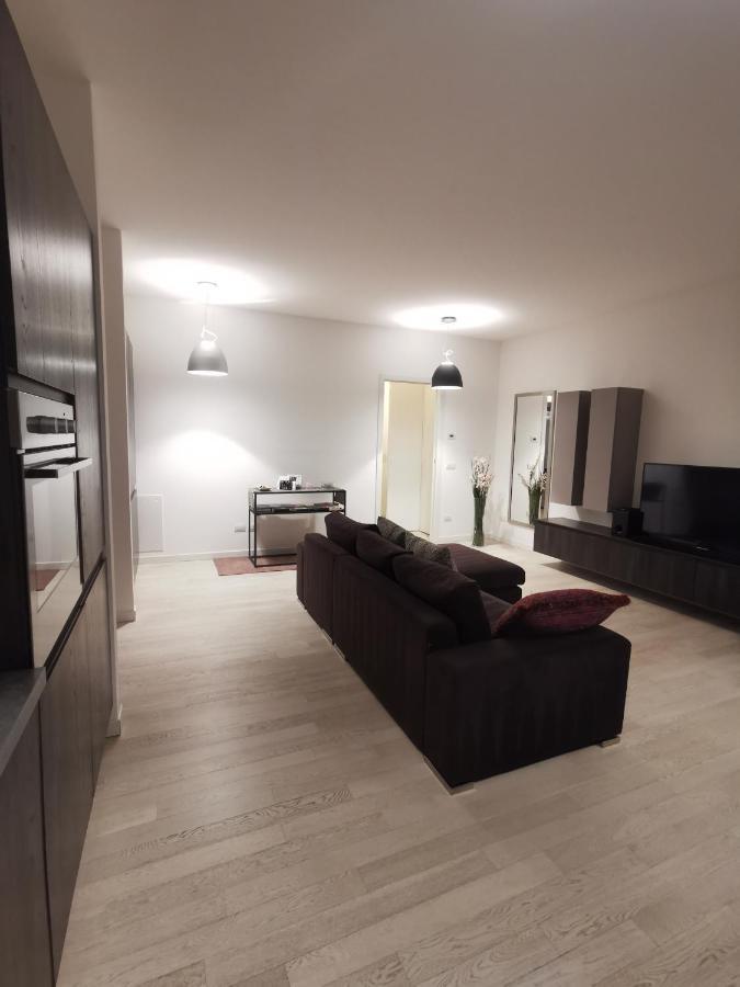 La Casa Di Greta Lejlighed Monza Eksteriør billede