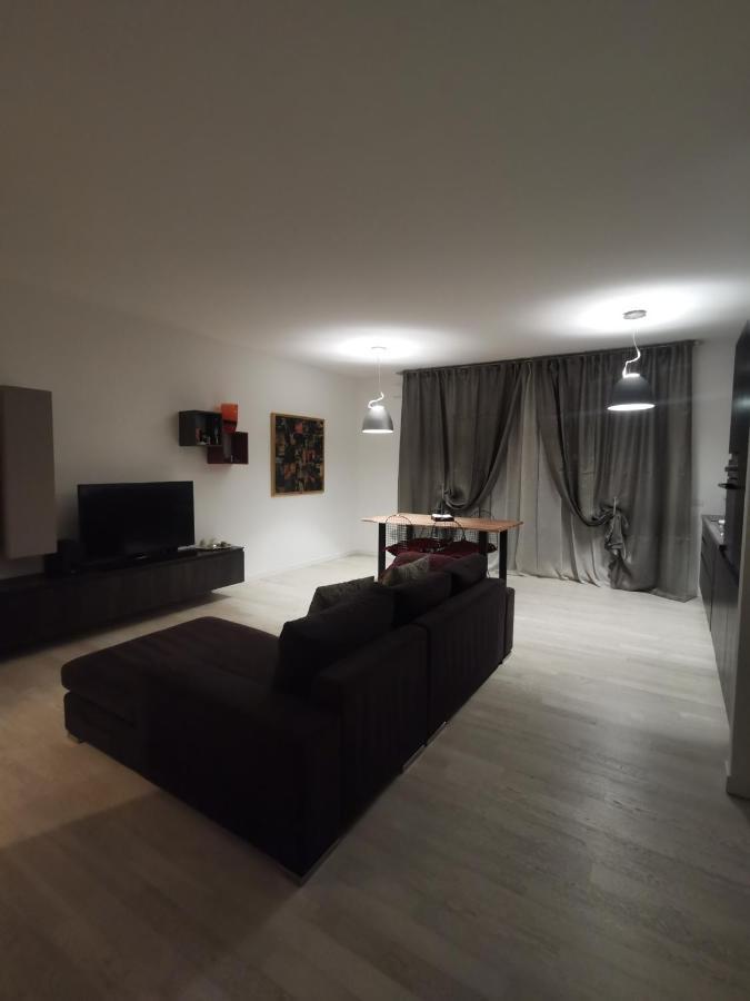 La Casa Di Greta Lejlighed Monza Eksteriør billede